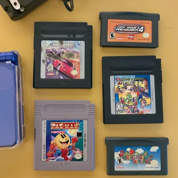 Nintendo Gameboy Advance SP - Picture 2 of 7